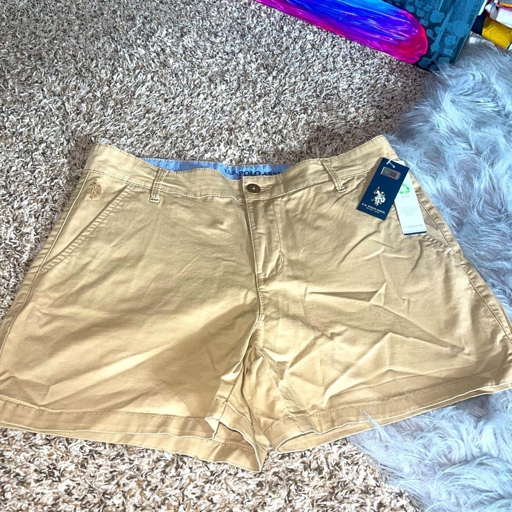 U.S. Polo Assn. Khaki Shorts - Picture 2 of 6